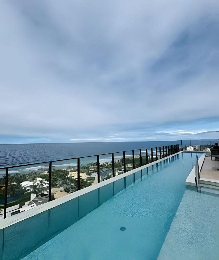 Studio moderno e completo, ao lado do Mar