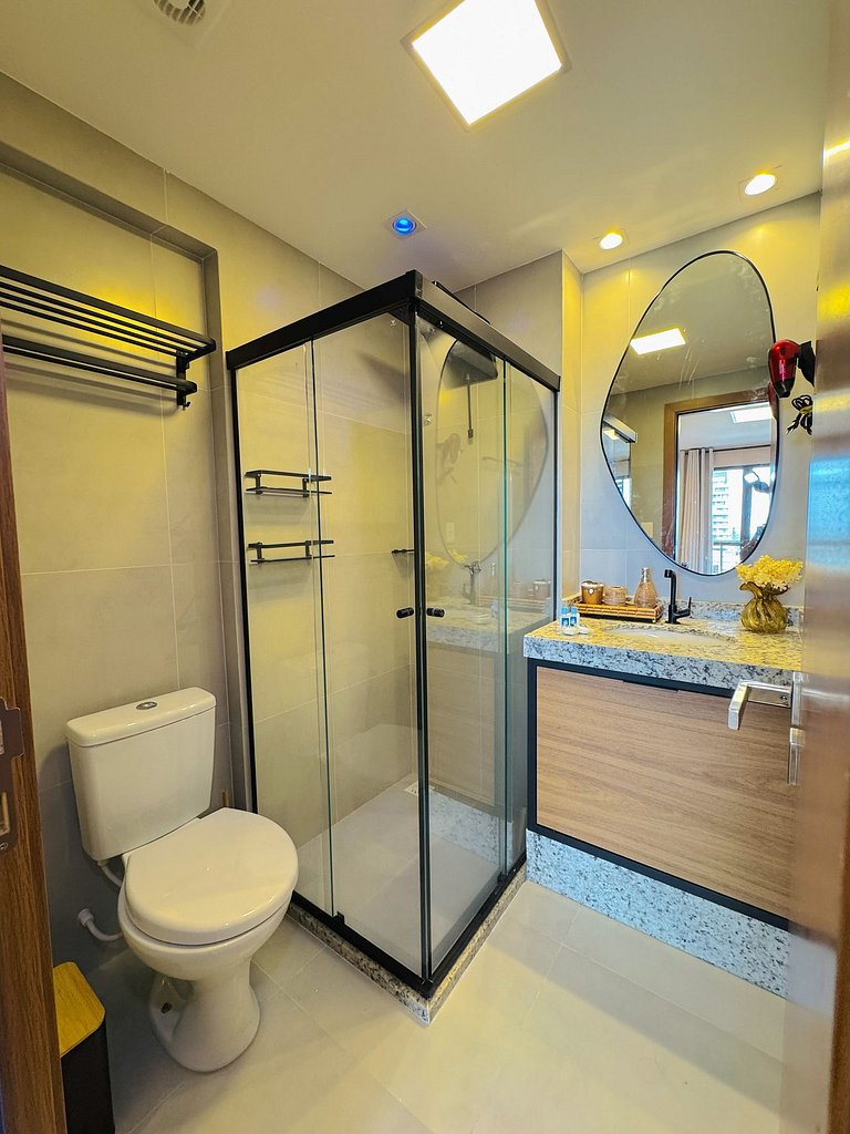 Studio moderno e completo, ao lado do Mar
