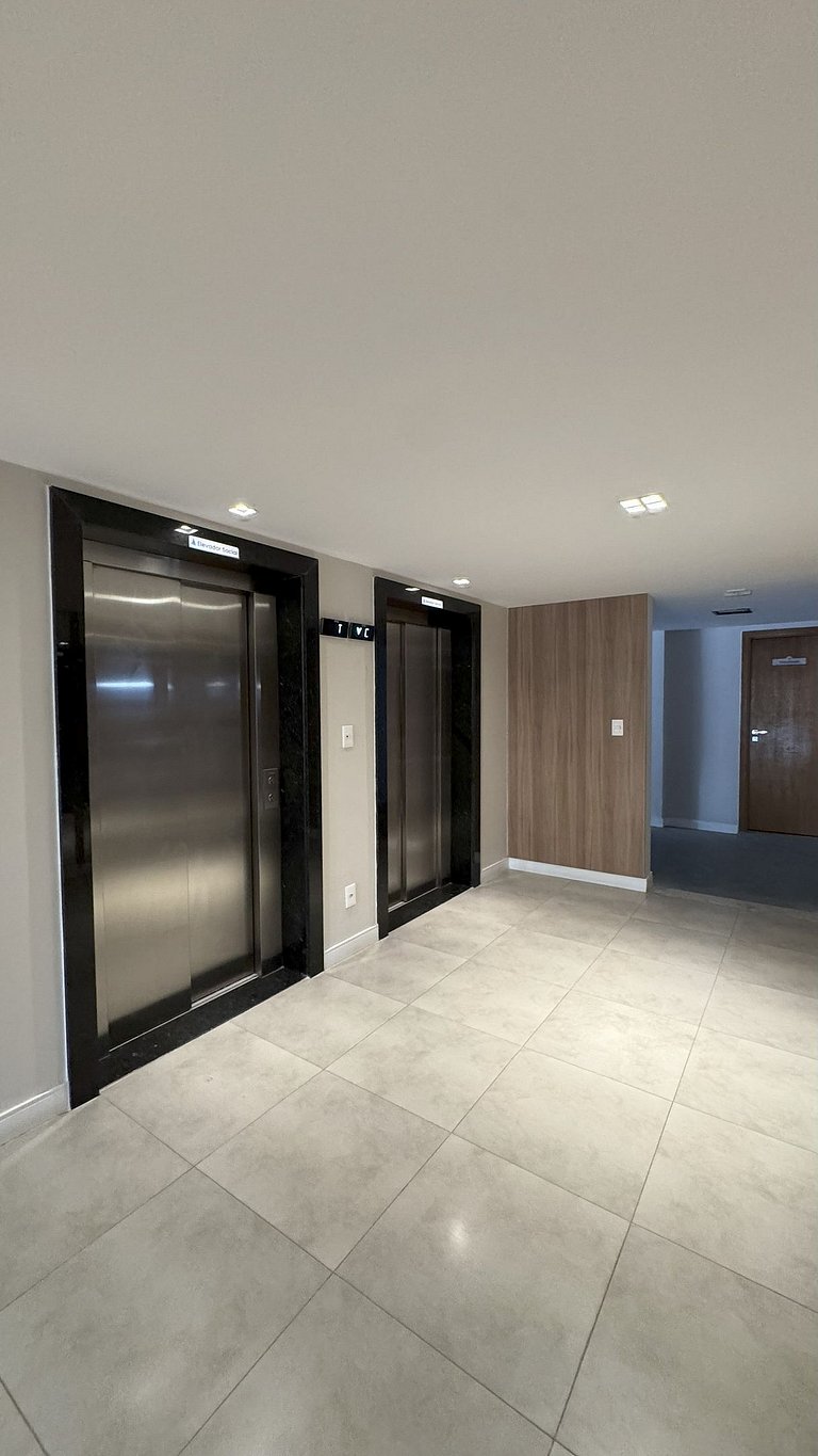 Studio próximo ao mar e piscina em Salvador