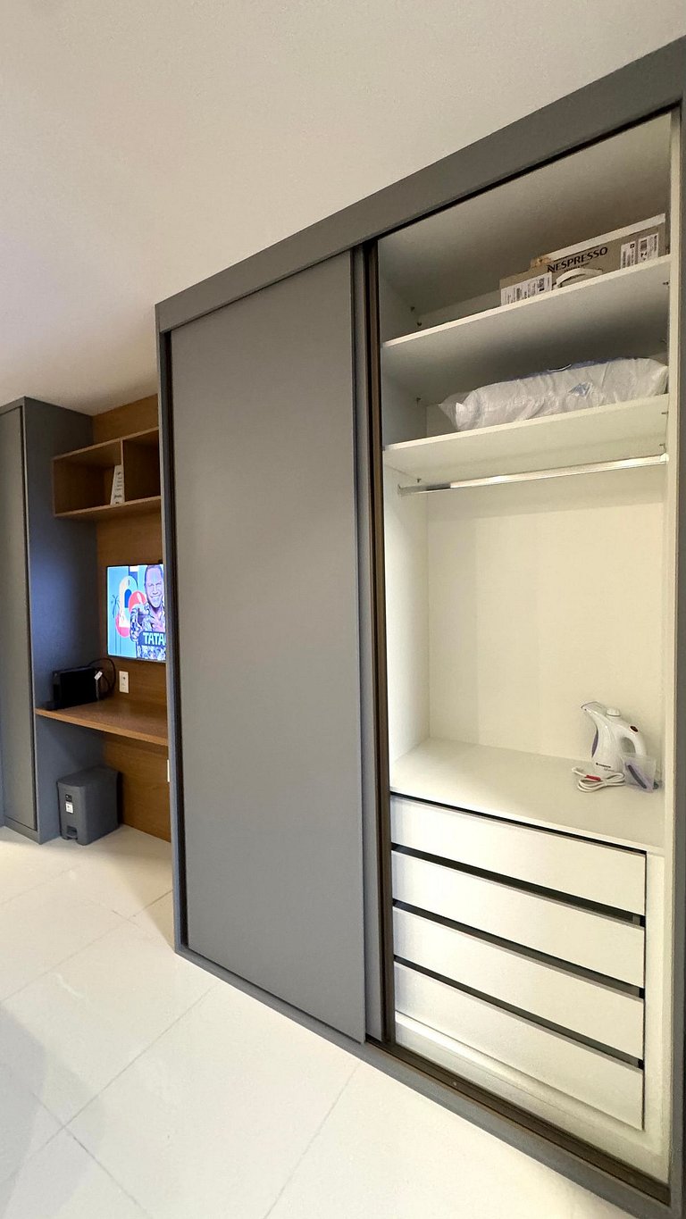 Studio em Salvador, vista para o mar e pôr do sol