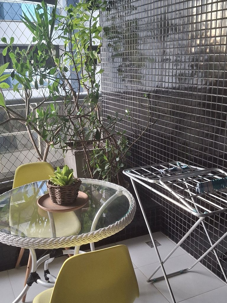 Salvador Prime, frente ao Salvador shopping.