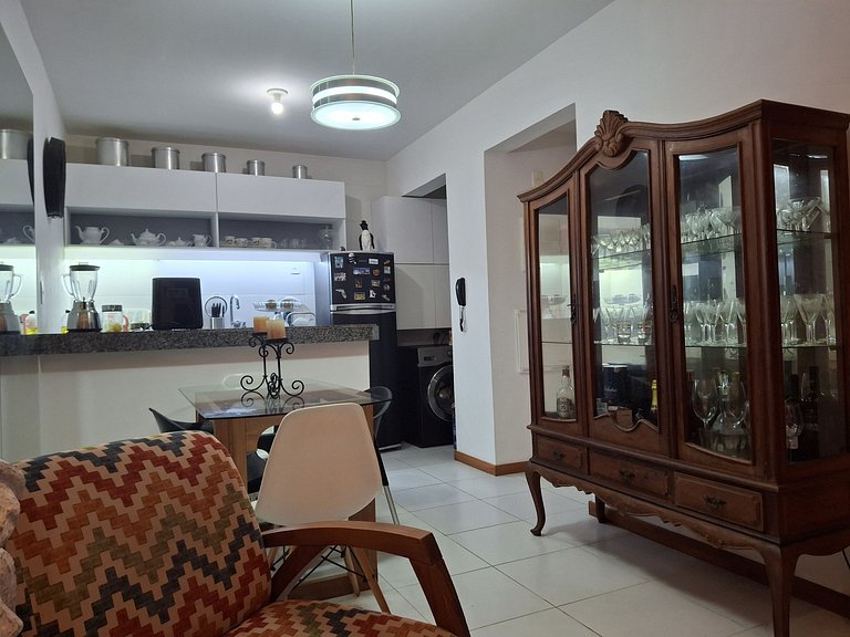 Salvador Prime, frente ao Salvador shopping.