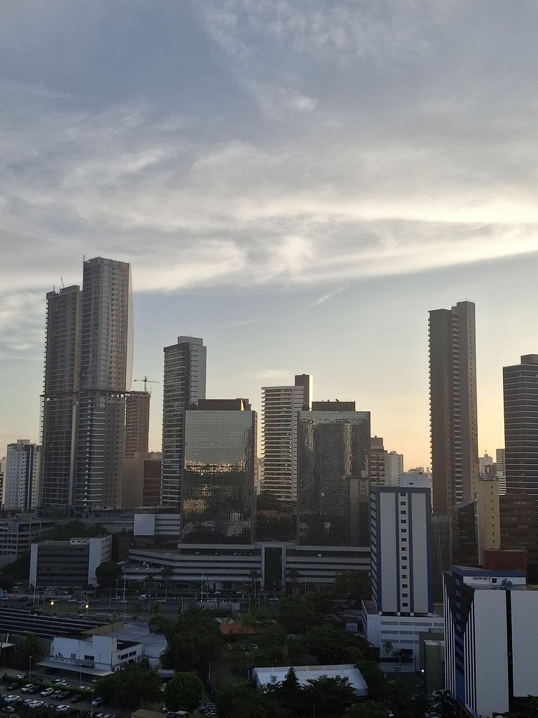 Salvador Prime, frente ao Salvador shopping.