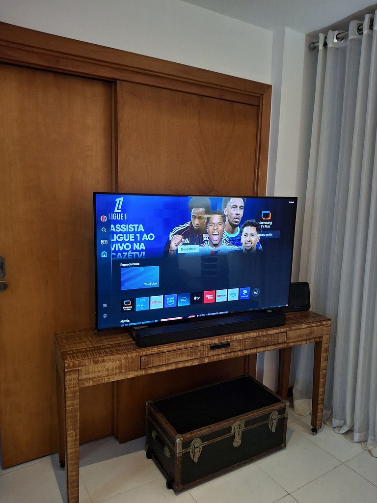 Salvador Prime, frente ao Salvador shopping.