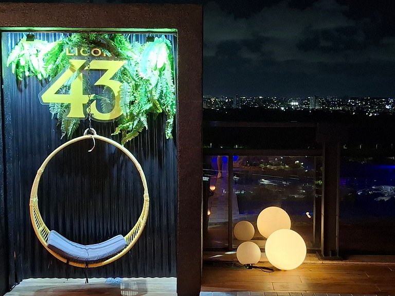 Salvador Prime, frente ao Salvador shopping.