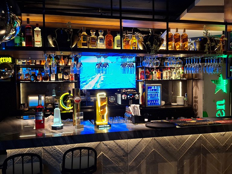 Salvador Prime, frente ao Salvador shopping.