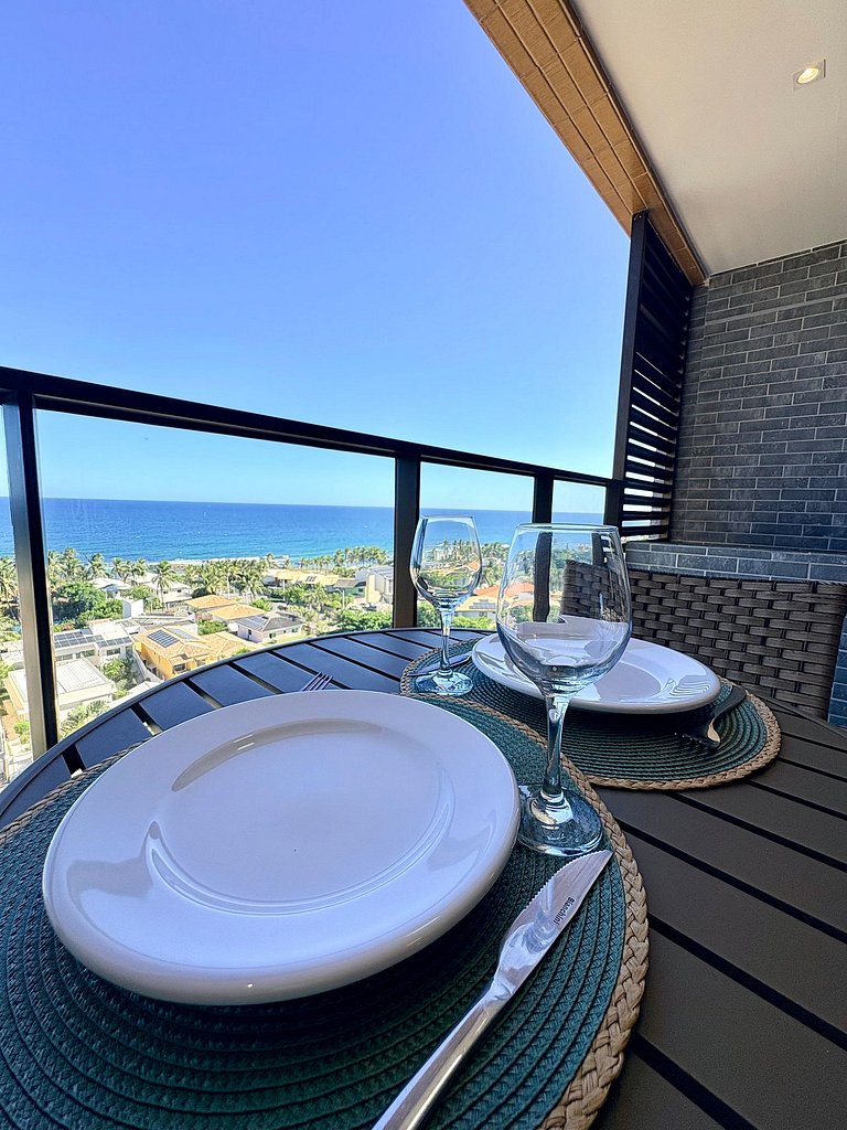 Studio Sofisticado com Vista Infinita para o Mar